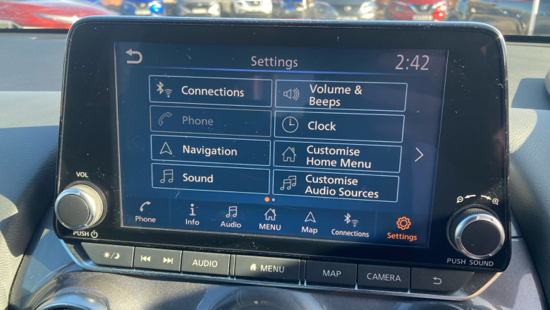 Nissan Juke 1.0 DiG-T 114 N-Connecta 5dr Petrol Hatchback